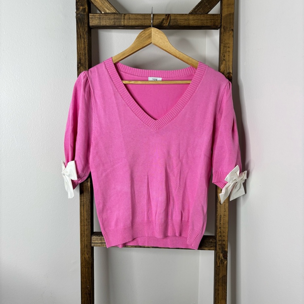 VOY Pink V-Neck Sweater with Bow Sleeves S